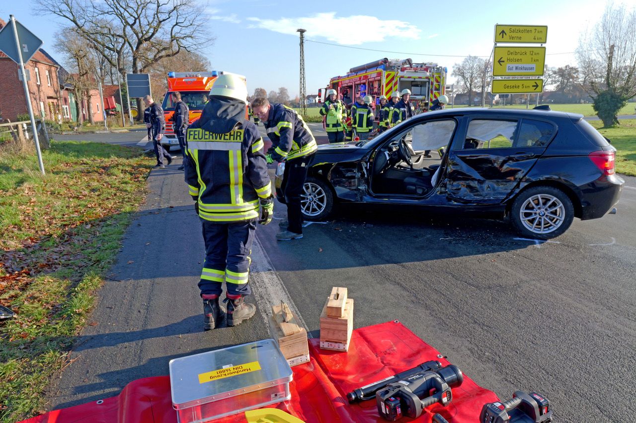 7. Dezember. Salzkotten Verlar.